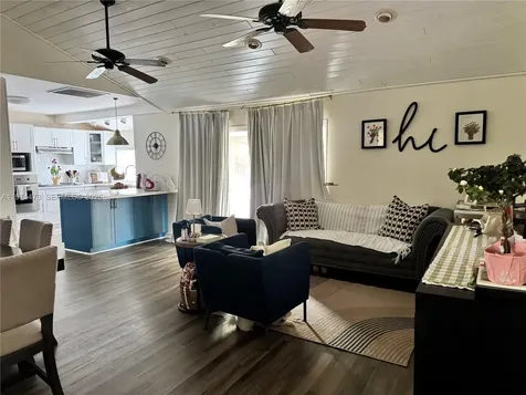 11155 NW 27th Place Sunrise FL 33322