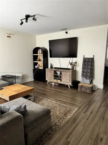 11155 NW 27th Place Sunrise FL 33322
