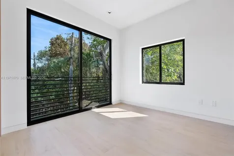 4715 N Miami Avenue Miami FL 33127