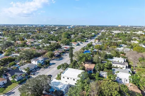 4715 N Miami Avenue Miami FL 33127