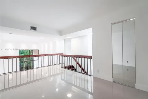 20347 W Country Club Drive Aventura FL 33180