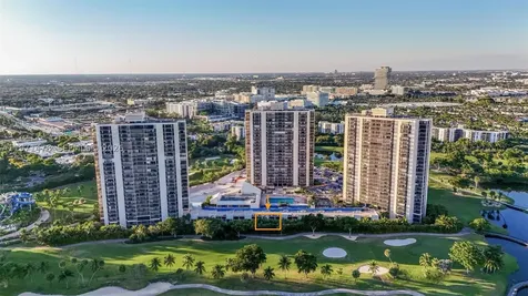 20347 W Country Club Drive Aventura FL 33180