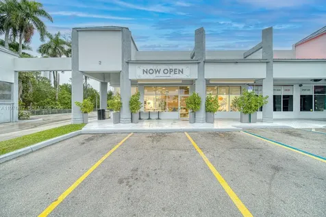 Restaurant For Sale On Busy Biscayne Boulevard North Miami Beach FL 33160