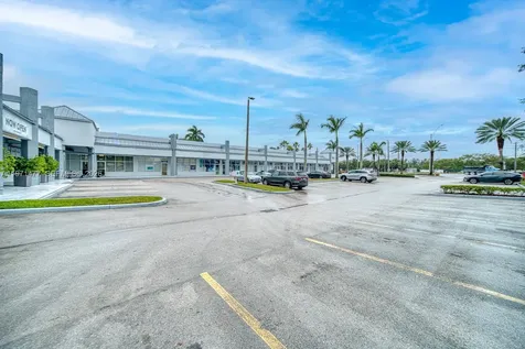 Restaurant For Sale On Busy Biscayne Boulevard North Miami Beach FL 33160
