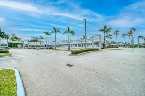 Restaurant For Sale On Busy Biscayne Boulevard North Miami Beach FL 33160