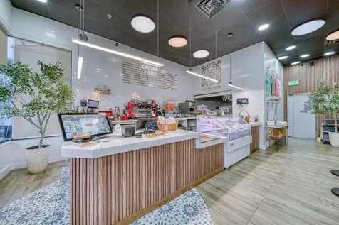 Restaurant For Sale On Busy Biscayne Boulevard North Miami Beach FL 33160