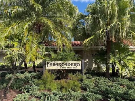 5270 NE 6th Avenue Oakland Park FL 33334