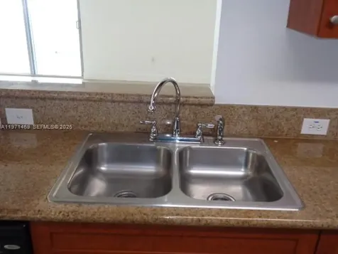 36 NW 6 Avenue Miami FL 33128