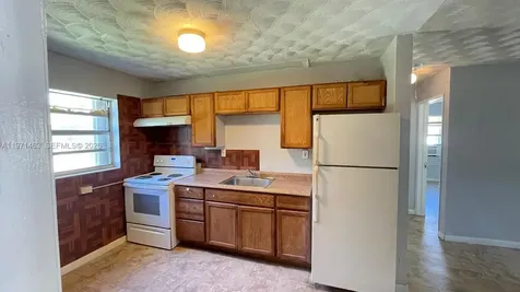 2908 Dunbar Street Fort Pierce FL 34947