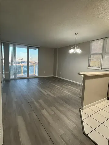 5085 NW 7th Street Miami FL 33126