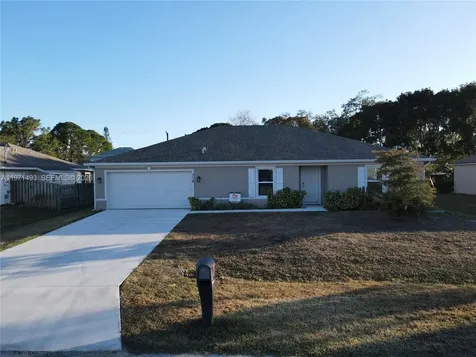 314 SW Ray Avenue Port St. Lucie FL 34983