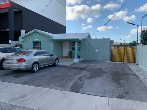 3560 NW 35th Street Miami FL 33142