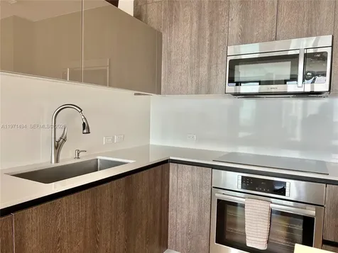 68 SE 6th Street Miami FL 33131
