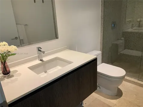 68 SE 6th Street Miami FL 33131