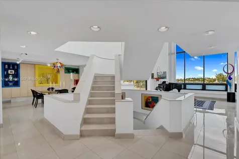 279 N Hibiscus Drive Miami Beach FL 33139