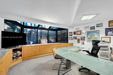 279 N Hibiscus Drive Miami Beach FL 33139