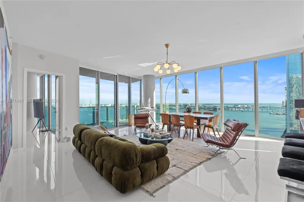 2900 NE 7th Avenue Miami FL 33137