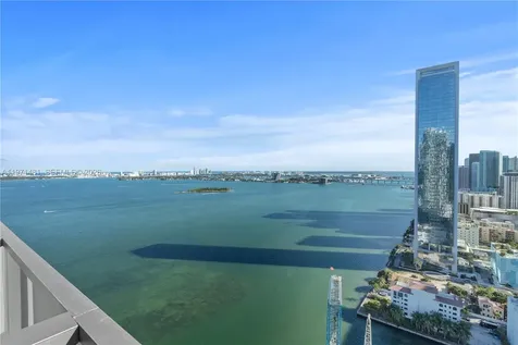 2900 NE 7th Avenue Miami FL 33137