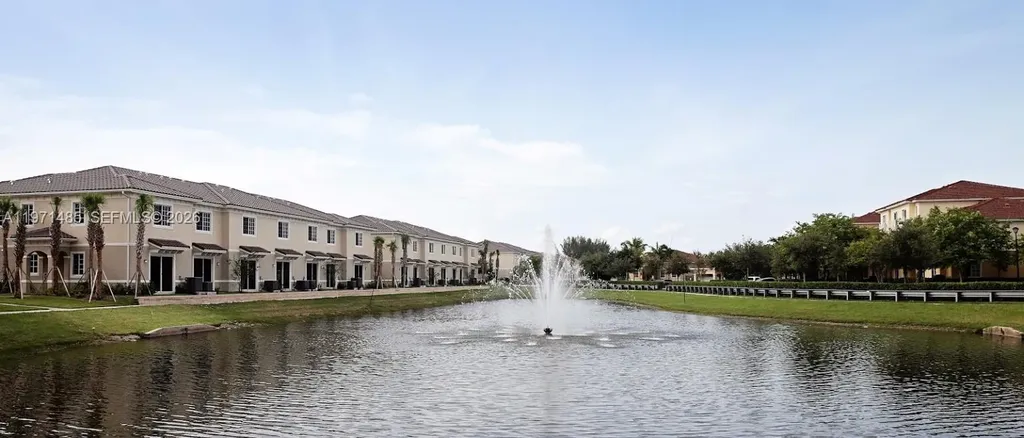 2844 SW 81 Miramar FL 33025