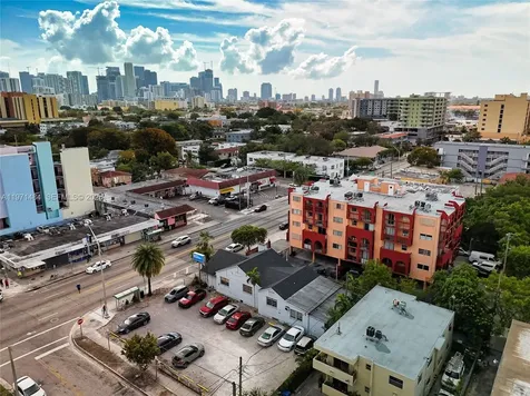 432 NW 12th Avenue Miami FL 33128