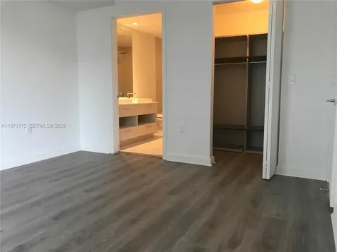 45 SW 9th Street Miami FL 33130