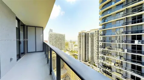 45 SW 9th Street Miami FL 33130