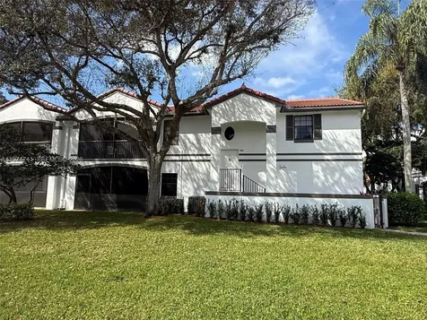 402 SW 158th Terrace Pembroke Pines FL 33027