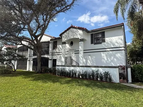 402 SW 158th Terrace Pembroke Pines FL 33027