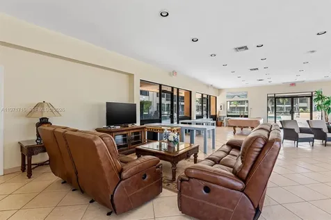 1030 Us Highway 1 North Palm Beach FL 33408