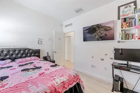 2369 NW 131st Circle Miami FL 33167