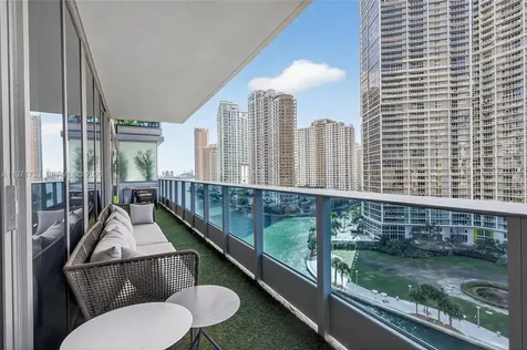 200 Biscayne Boulevard Way Miami FL 33131