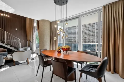 200 Biscayne Boulevard Way Miami FL 33131