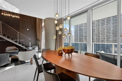 200 Biscayne Boulevard Way Miami FL 33131