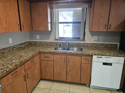 3520 NW 95th Terrace Sunrise FL 33351