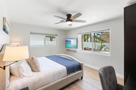 2770 NE 30th Street Lighthouse Point FL 33064