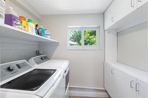 2770 NE 30th Street Lighthouse Point FL 33064