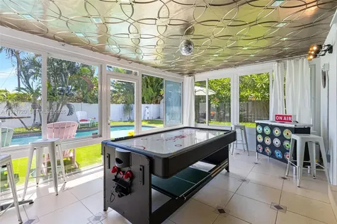 2770 NE 30th Street Lighthouse Point FL 33064