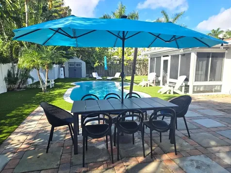 2770 NE 30th Street Lighthouse Point FL 33064