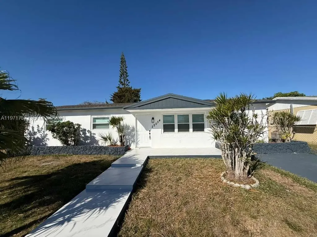 22534 SW 114th Place Miami FL 33170