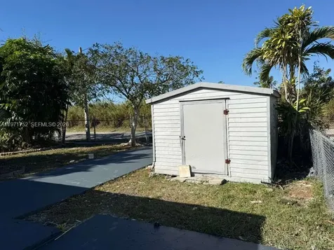 22534 SW 114th Place Miami FL 33170