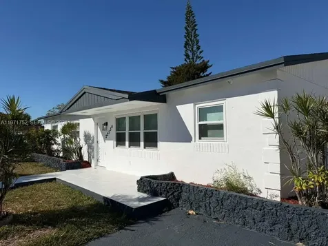 22534 SW 114th Place Miami FL 33170