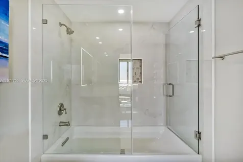 3400 SW 27th Avenue Miami FL 33133