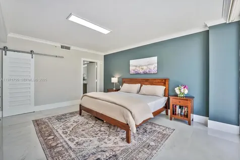 3400 SW 27th Avenue Miami FL 33133