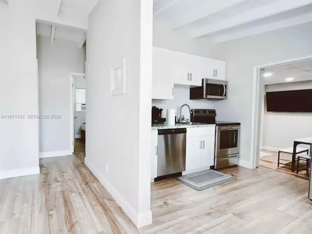308 NE 8th Court Pompano Beach FL 33060