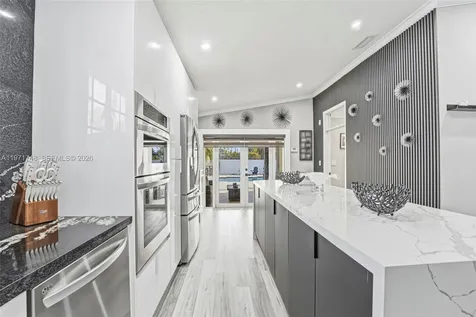 892 NW 136th Place Miami FL 33182