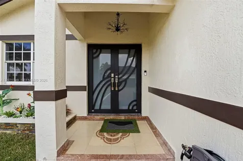 892 NW 136th Place Miami FL 33182