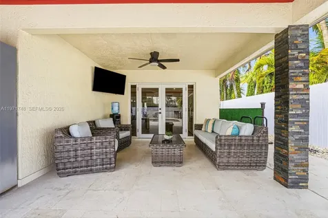 892 NW 136th Place Miami FL 33182