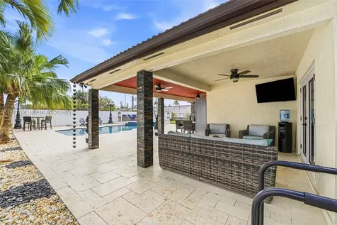 892 NW 136th Place Miami FL 33182