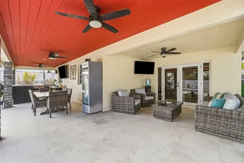 892 NW 136th Place Miami FL 33182