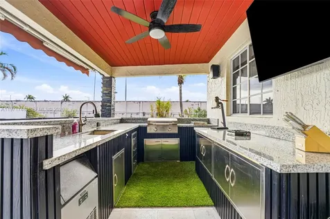 892 NW 136th Place Miami FL 33182